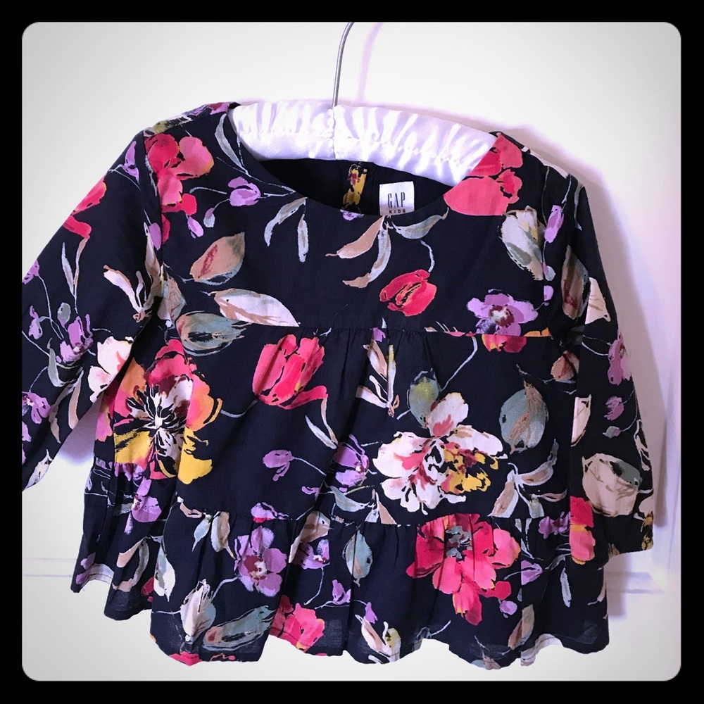 NWT Gap Floral Top